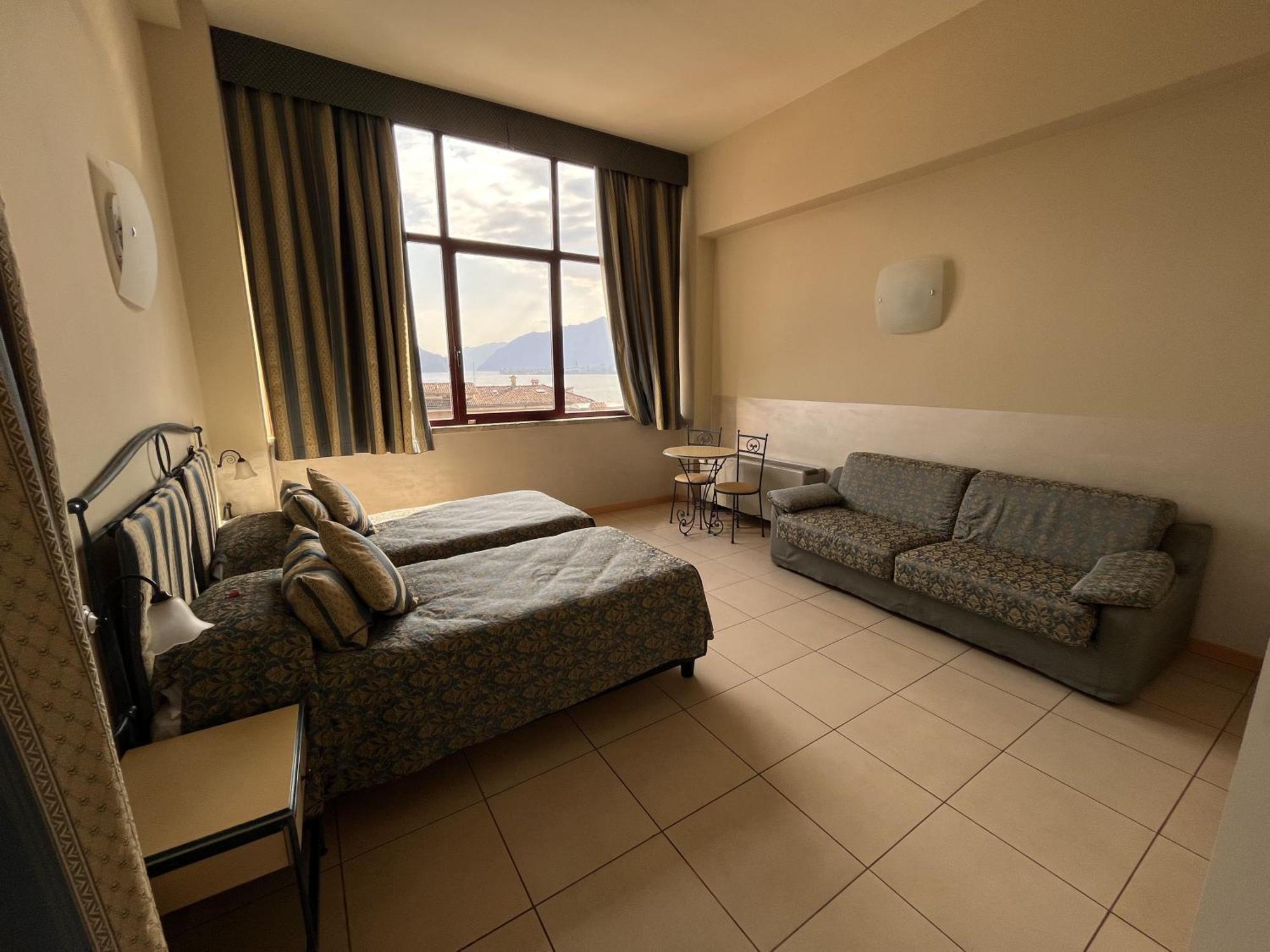 Hotel Lovere Resort & Spa Exterior photo