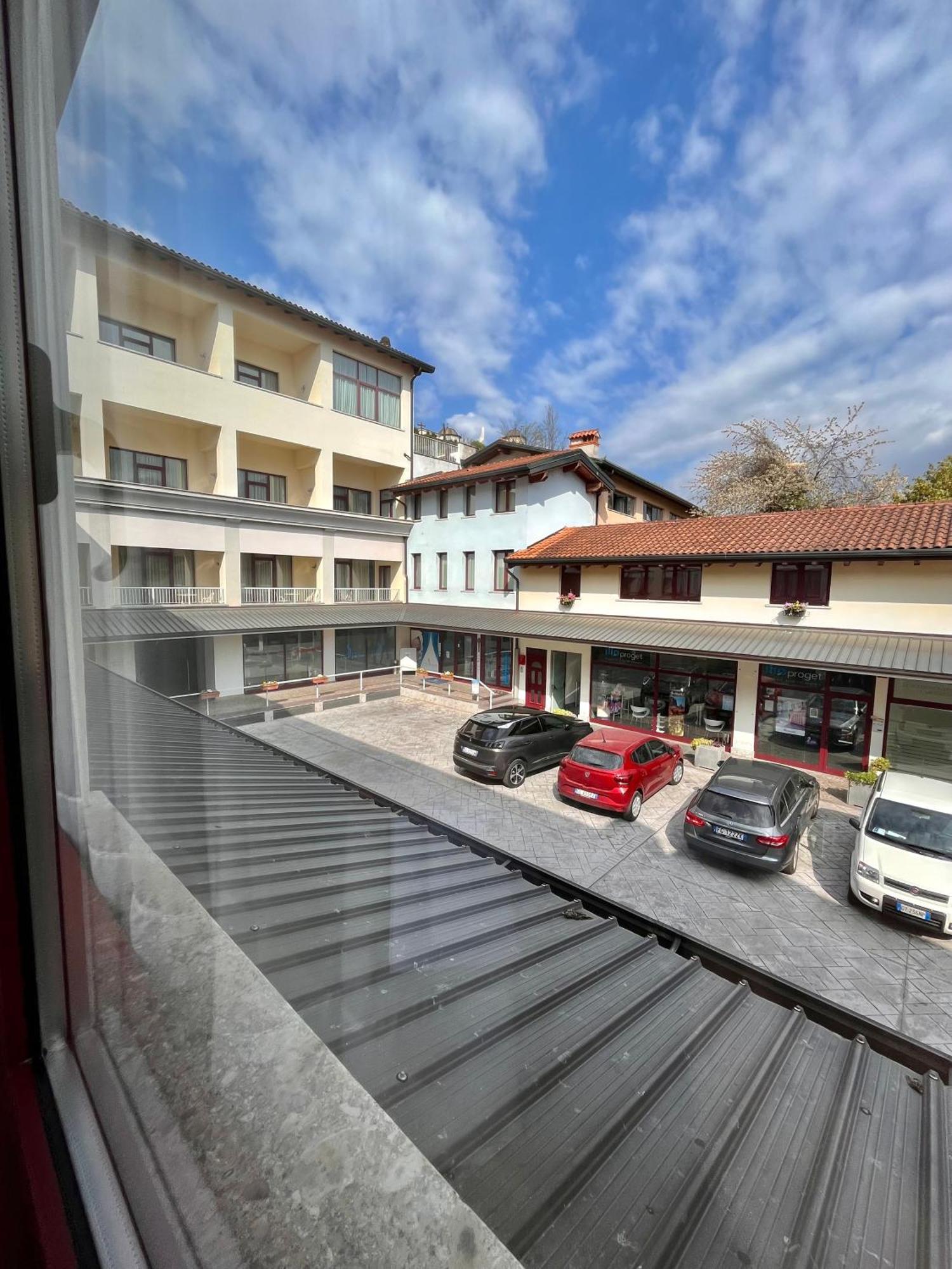 Hotel Lovere Resort & Spa Exterior photo